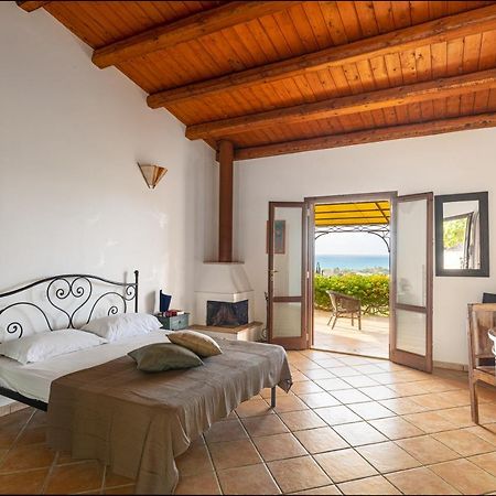 Solemar Sicilia - Le Casette Di Calzata กัมโปเฟลิเช ดิ โรชเชลลา ภายนอก รูปภาพ