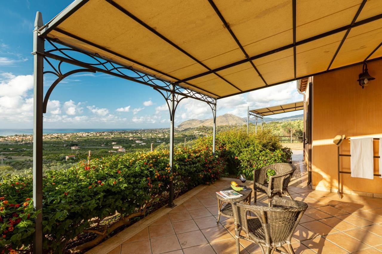 Solemar Sicilia - Le Casette Di Calzata กัมโปเฟลิเช ดิ โรชเชลลา ภายนอก รูปภาพ