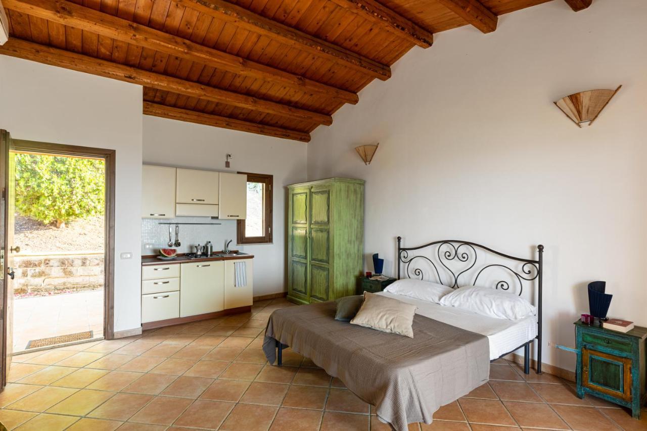 Solemar Sicilia - Le Casette Di Calzata กัมโปเฟลิเช ดิ โรชเชลลา ภายนอก รูปภาพ